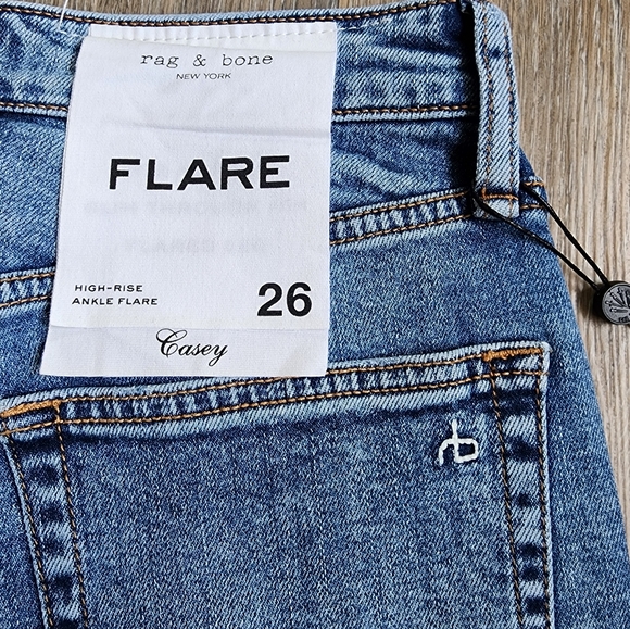 NWT RAG & BONE HIGH-RISE ANKLE FLARE - Picture 11 of 14